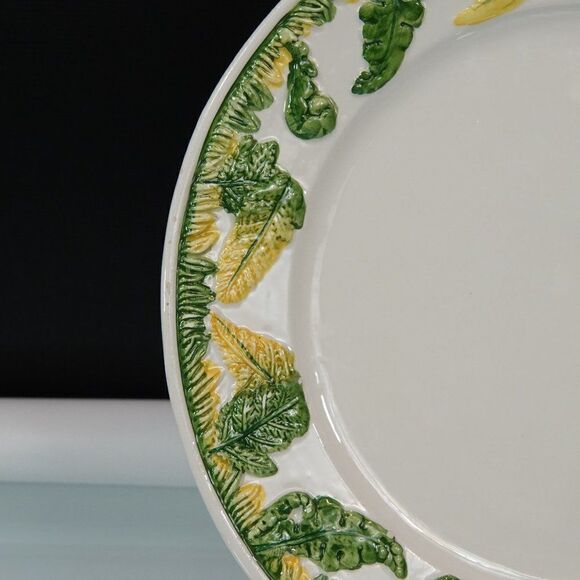Vintage Italian Lunch Plates Set Of 4 Green Garden Ferns Flower Bud Cottagecore - Picture 3 of 9